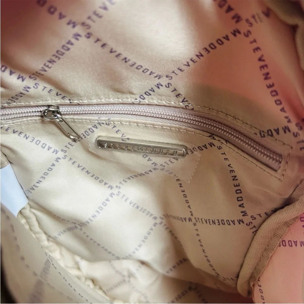 🎒Steve Madden Quilted Sling Backpack Pink With Mini Pouch & Charm NWT